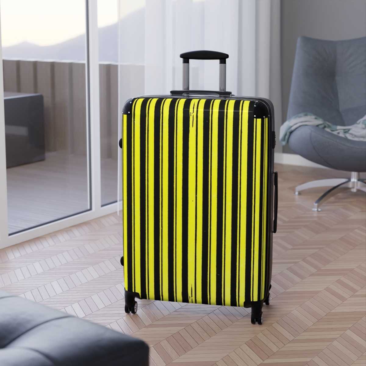 Bee Line Roller Suitcase - Image 5