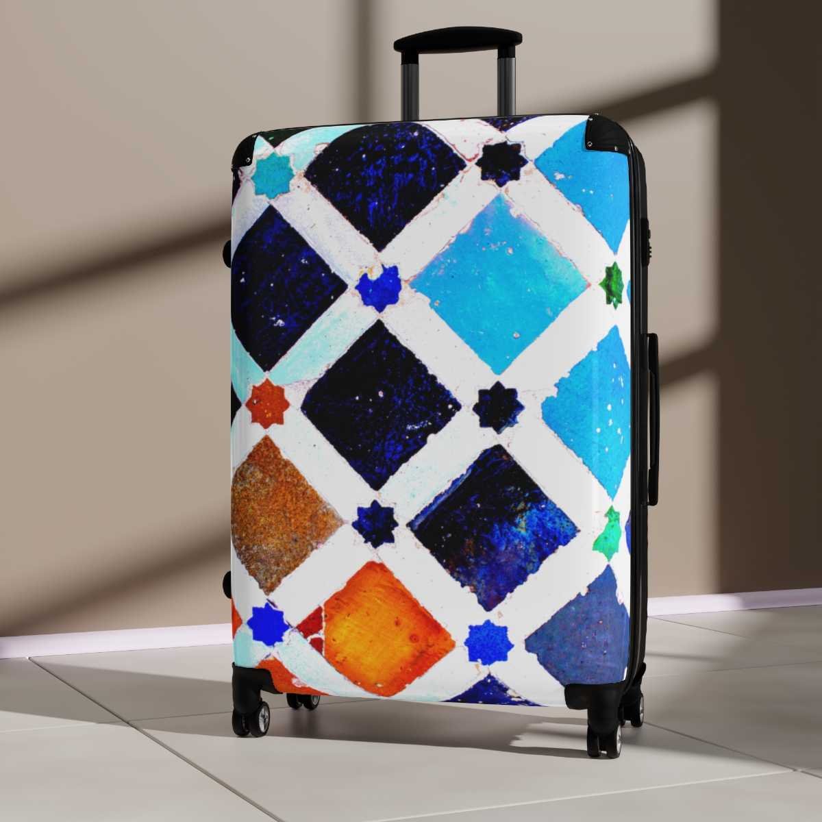 Tenerife Roller Suitcase - Image 4