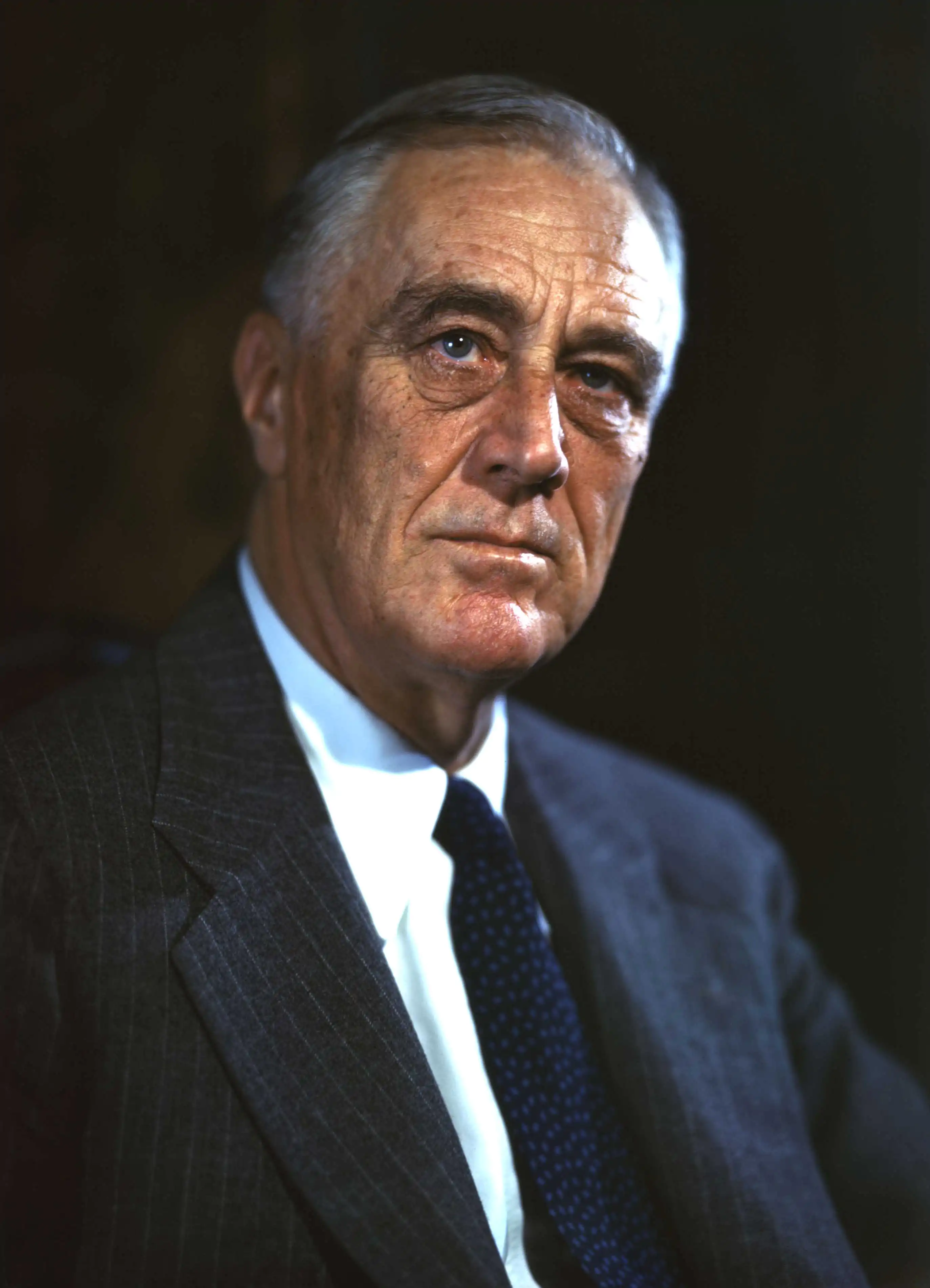 Fdr 1944 campaign portrait (retouched, cropped) (1)