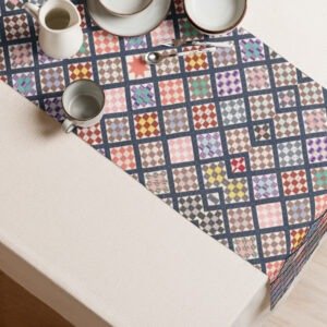 Trinity Quilt Table Runner ENTERTAINING cgk.ink